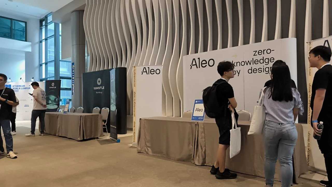 Aleo and Mantle exhibitor booths at Ethereum Kuala Lumpur 2023